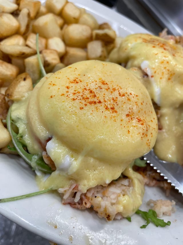Lobster Benedict.